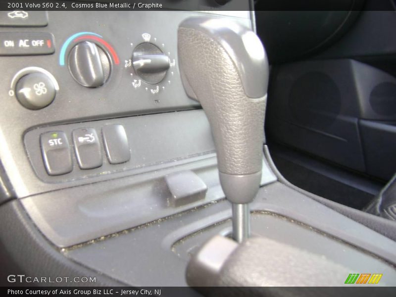 Cosmos Blue Metallic / Graphite 2001 Volvo S60 2.4