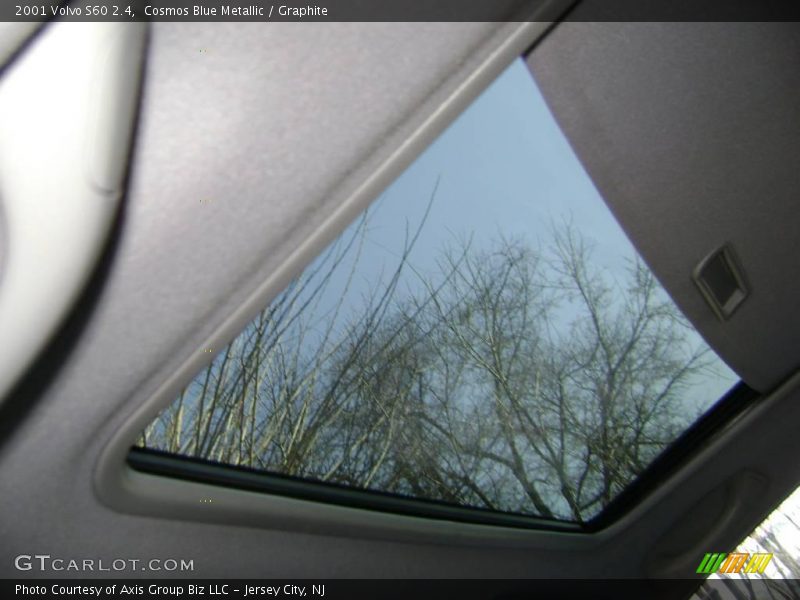 Cosmos Blue Metallic / Graphite 2001 Volvo S60 2.4