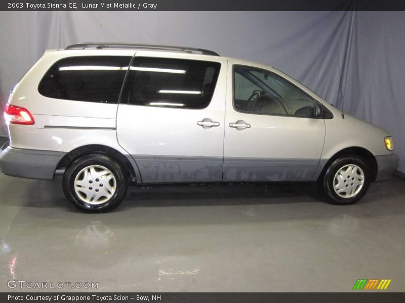 Lunar Mist Metallic / Gray 2003 Toyota Sienna CE