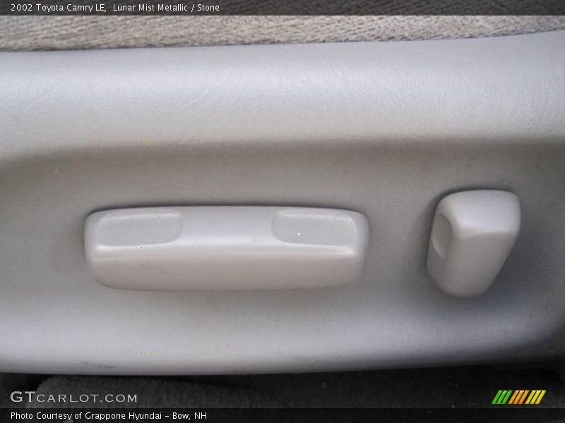 Lunar Mist Metallic / Stone 2002 Toyota Camry LE