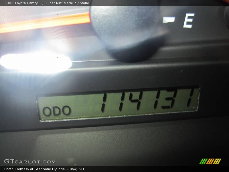 Lunar Mist Metallic / Stone 2002 Toyota Camry LE