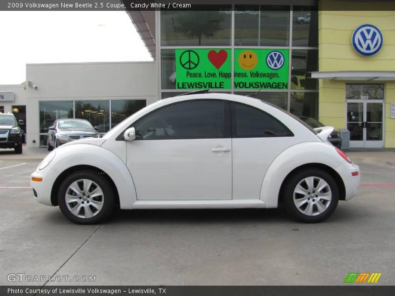 Candy White / Cream 2009 Volkswagen New Beetle 2.5 Coupe