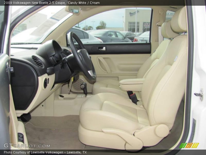 Candy White / Cream 2009 Volkswagen New Beetle 2.5 Coupe