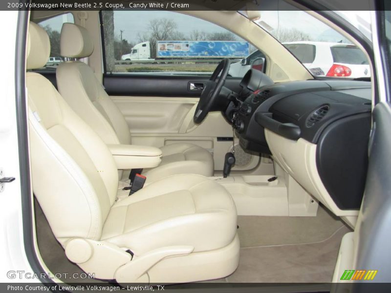 Candy White / Cream 2009 Volkswagen New Beetle 2.5 Coupe