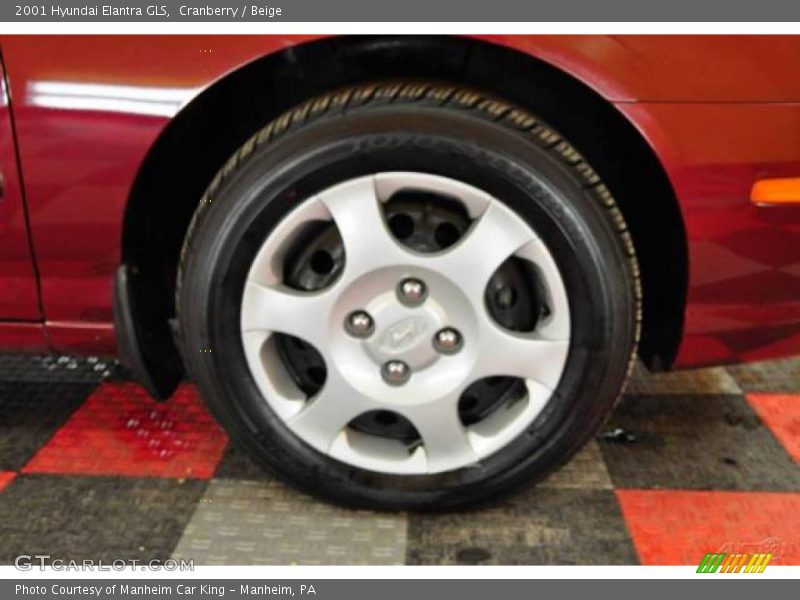 Cranberry / Beige 2001 Hyundai Elantra GLS