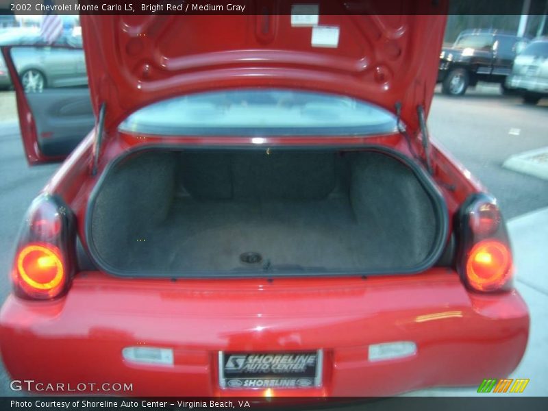 Bright Red / Medium Gray 2002 Chevrolet Monte Carlo LS