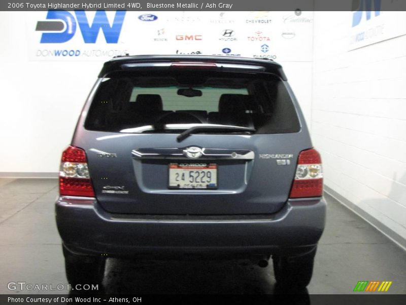 Bluestone Metallic / Ash Gray 2006 Toyota Highlander Hybrid Limited 4WD