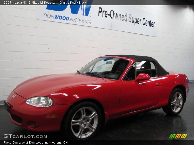 Classic Red / Black 2005 Mazda MX-5 Miata LS Roadster