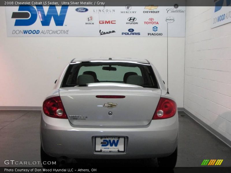 Ultra Silver Metallic / Gray 2008 Chevrolet Cobalt LS Sedan