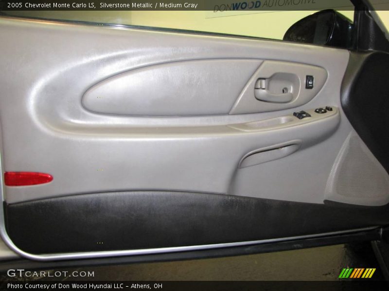 Silverstone Metallic / Medium Gray 2005 Chevrolet Monte Carlo LS
