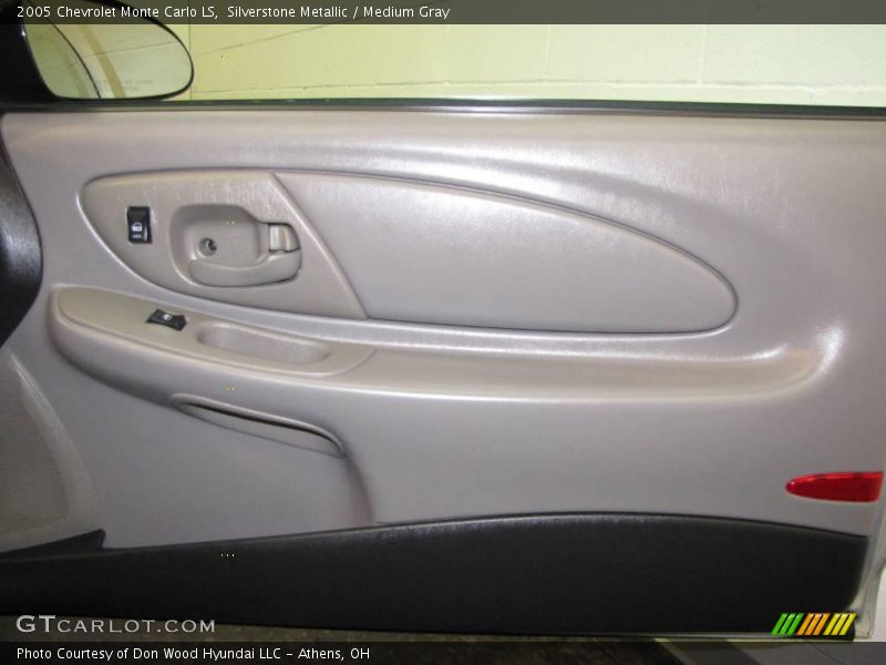 Silverstone Metallic / Medium Gray 2005 Chevrolet Monte Carlo LS