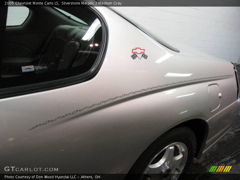 Silverstone Metallic / Medium Gray 2005 Chevrolet Monte Carlo LS