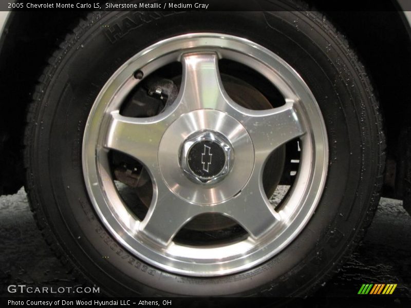 Silverstone Metallic / Medium Gray 2005 Chevrolet Monte Carlo LS