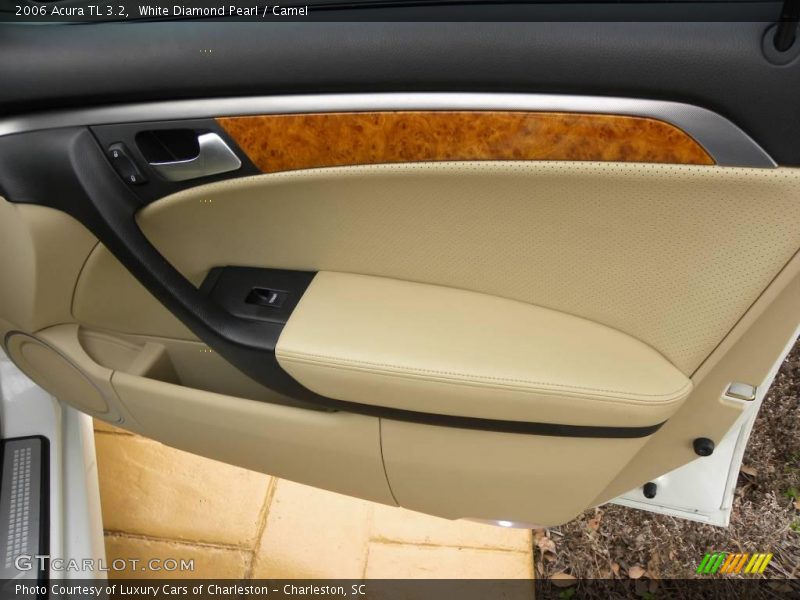 White Diamond Pearl / Camel 2006 Acura TL 3.2