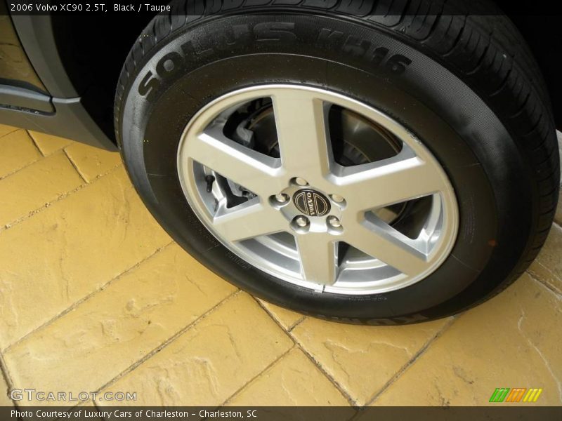 Black / Taupe 2006 Volvo XC90 2.5T