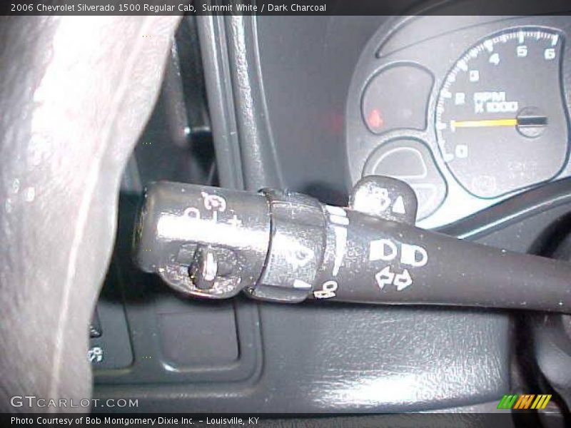 Summit White / Dark Charcoal 2006 Chevrolet Silverado 1500 Regular Cab