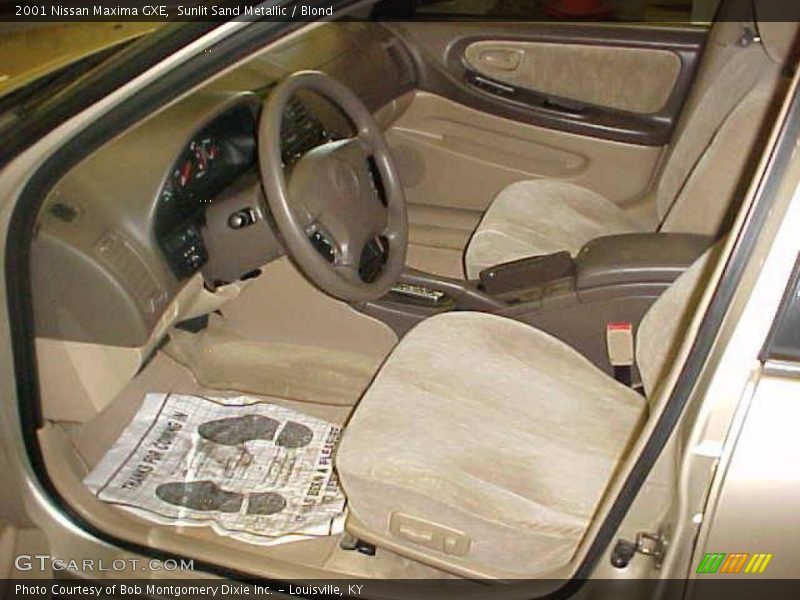 Sunlit Sand Metallic / Blond 2001 Nissan Maxima GXE