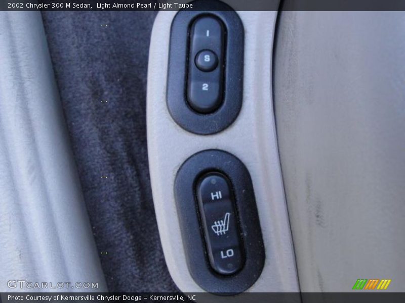 Light Almond Pearl / Light Taupe 2002 Chrysler 300 M Sedan