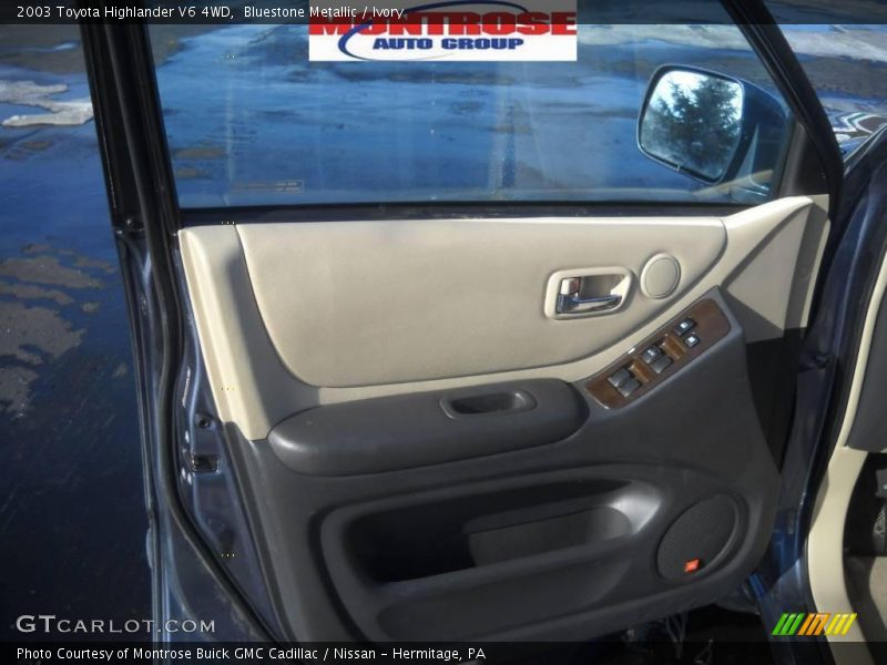 Bluestone Metallic / Ivory 2003 Toyota Highlander V6 4WD