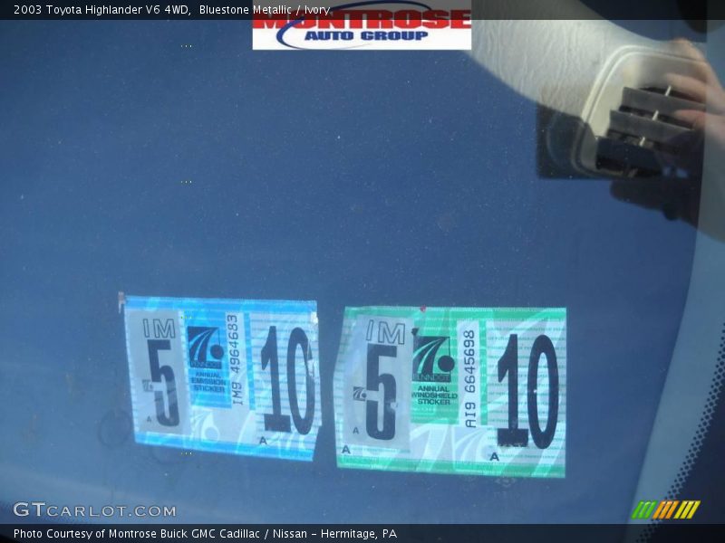 Bluestone Metallic / Ivory 2003 Toyota Highlander V6 4WD