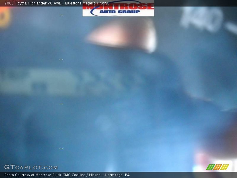 Bluestone Metallic / Ivory 2003 Toyota Highlander V6 4WD
