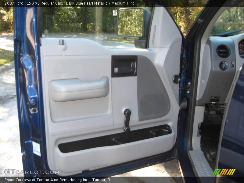 Dark Blue Pearl Metallic / Medium Flint 2007 Ford F150 XL Regular Cab