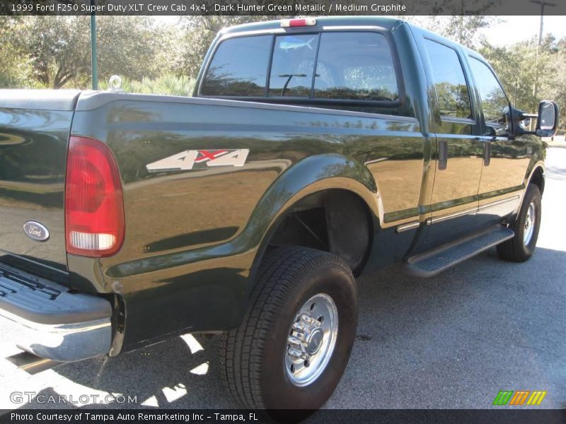 Dark Hunter Green Metallic / Medium Graphite 1999 Ford F250 Super Duty XLT Crew Cab 4x4