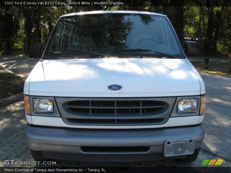 Oxford White / Medium Graphite 2002 Ford E Series Van E150 Cargo
