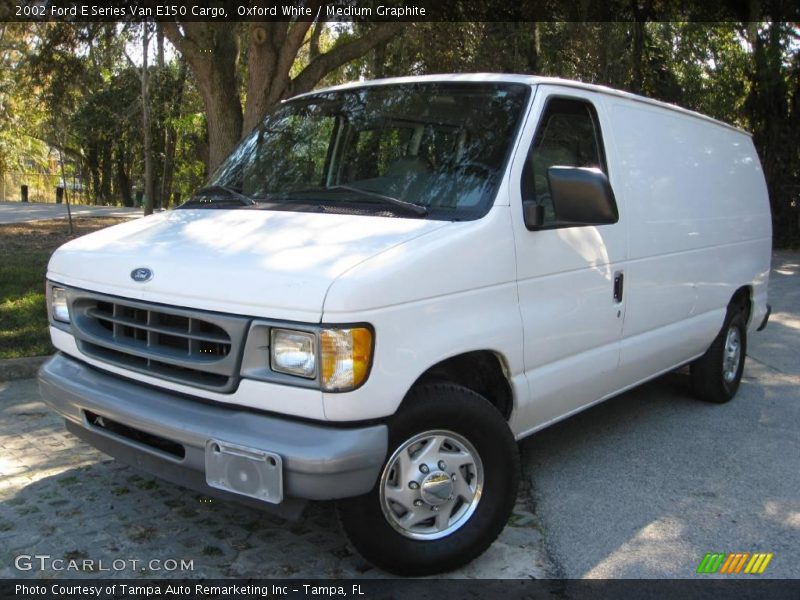 Oxford White / Medium Graphite 2002 Ford E Series Van E150 Cargo