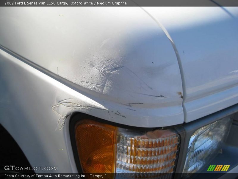 Oxford White / Medium Graphite 2002 Ford E Series Van E150 Cargo