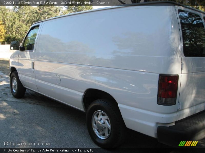 Oxford White / Medium Graphite 2002 Ford E Series Van E150 Cargo