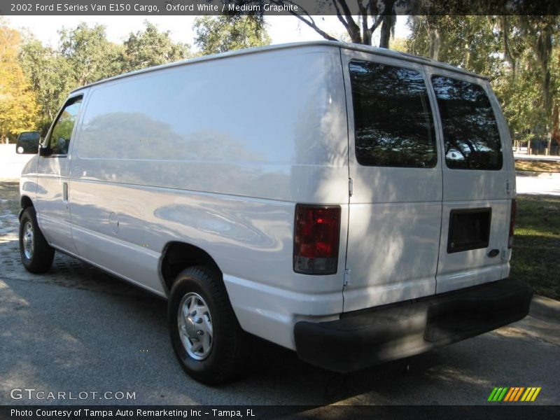 Oxford White / Medium Graphite 2002 Ford E Series Van E150 Cargo
