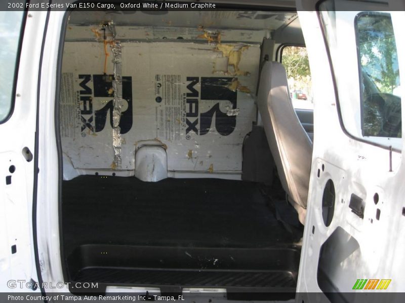 Oxford White / Medium Graphite 2002 Ford E Series Van E150 Cargo