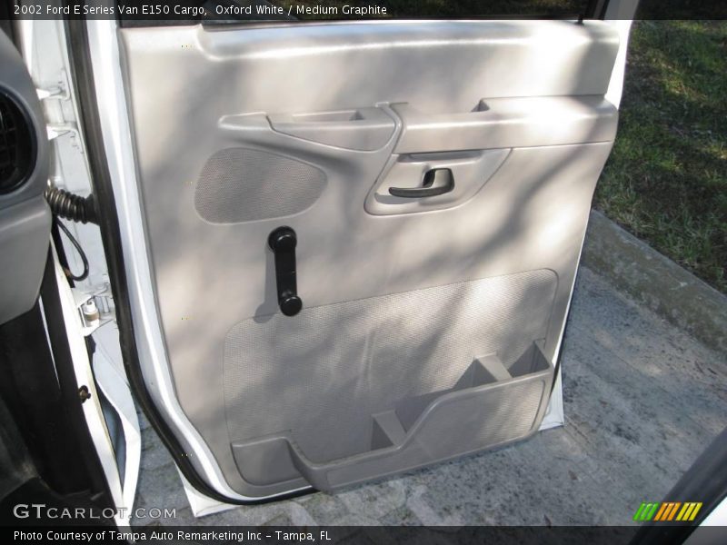 Oxford White / Medium Graphite 2002 Ford E Series Van E150 Cargo