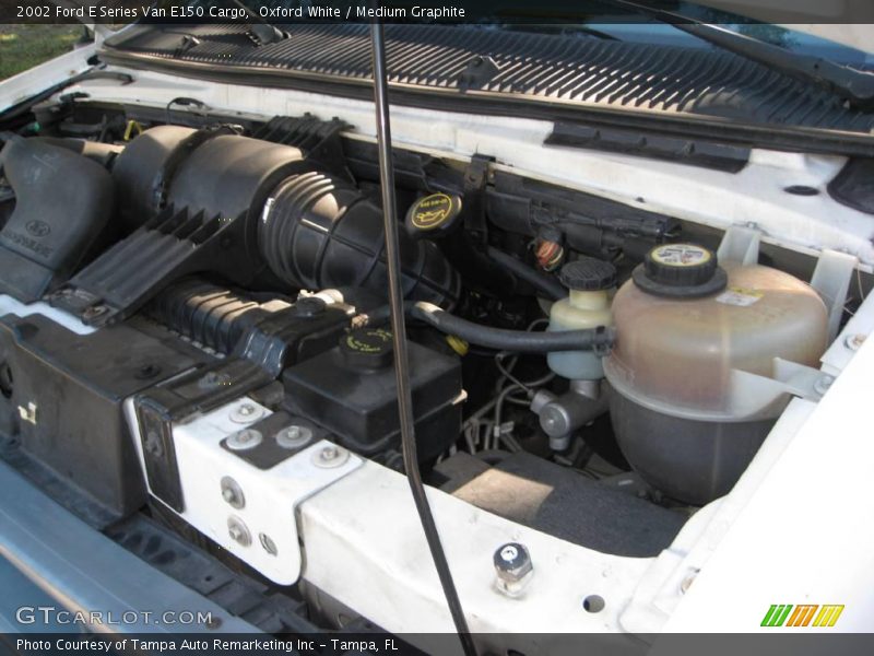 Oxford White / Medium Graphite 2002 Ford E Series Van E150 Cargo