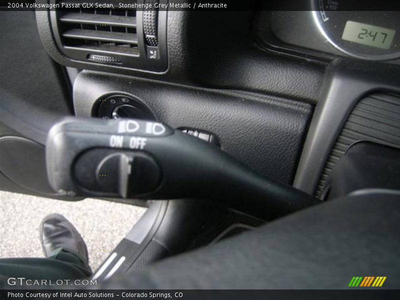 Stonehenge Grey Metallic / Anthracite 2004 Volkswagen Passat GLX Sedan