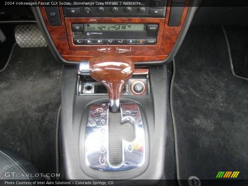 Stonehenge Grey Metallic / Anthracite 2004 Volkswagen Passat GLX Sedan
