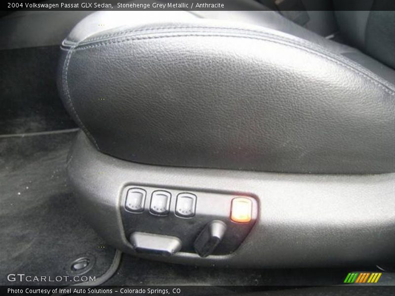 Stonehenge Grey Metallic / Anthracite 2004 Volkswagen Passat GLX Sedan