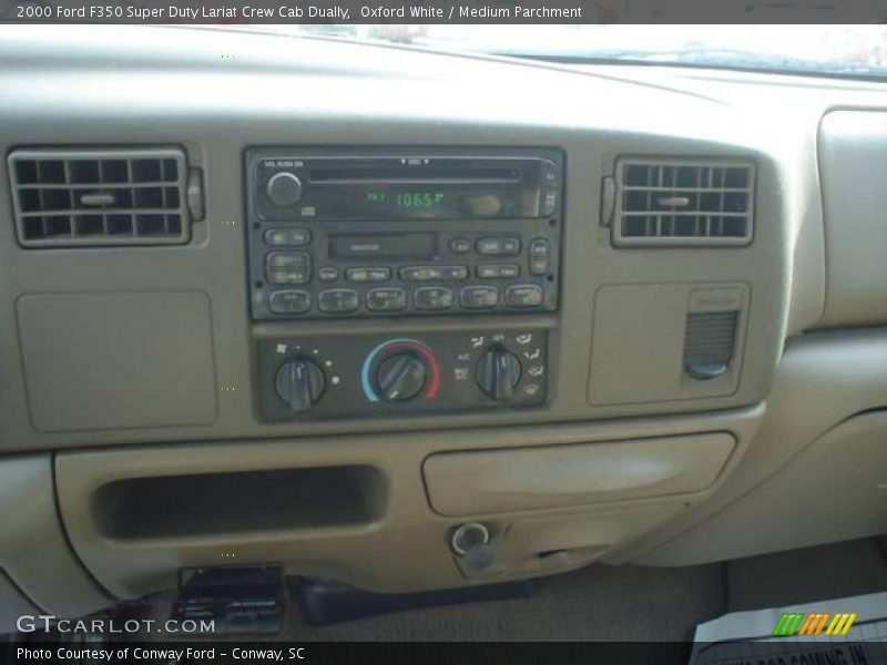 Oxford White / Medium Parchment 2000 Ford F350 Super Duty Lariat Crew Cab Dually