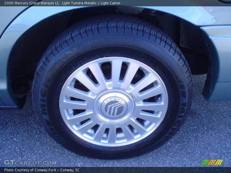 Light Tundra Metallic / Light Camel 2006 Mercury Grand Marquis LS