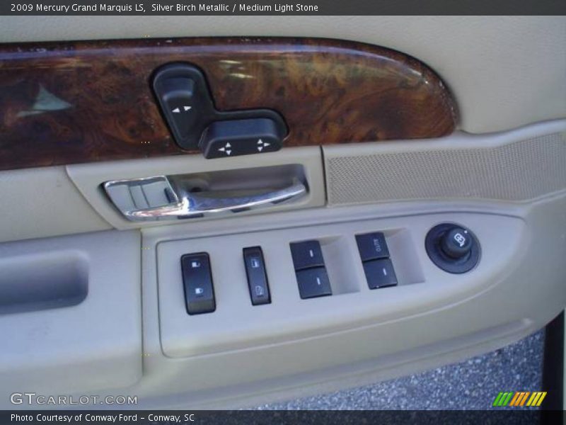 Silver Birch Metallic / Medium Light Stone 2009 Mercury Grand Marquis LS