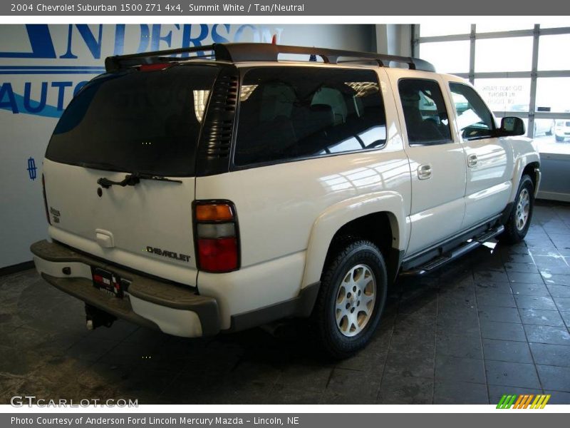Summit White / Tan/Neutral 2004 Chevrolet Suburban 1500 Z71 4x4