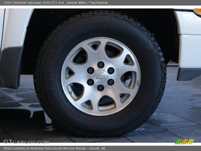 Summit White / Tan/Neutral 2004 Chevrolet Suburban 1500 Z71 4x4