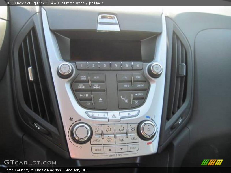 Summit White / Jet Black 2010 Chevrolet Equinox LT AWD