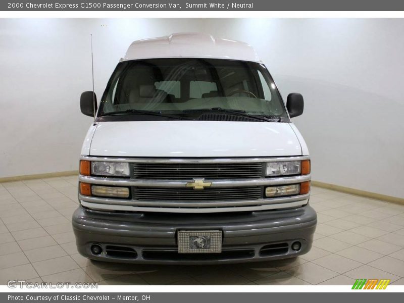 Summit White / Neutral 2000 Chevrolet Express G1500 Passenger Conversion Van