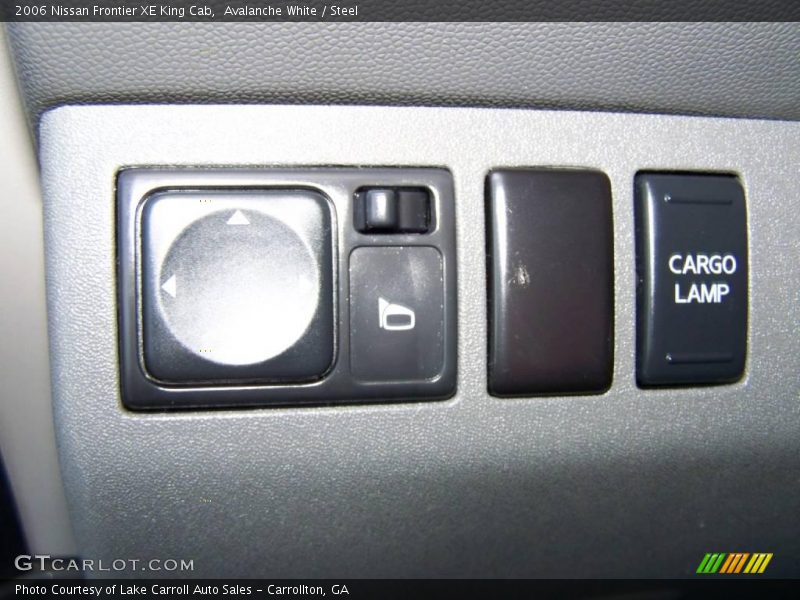 Avalanche White / Steel 2006 Nissan Frontier XE King Cab