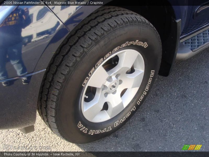 Majestic Blue Metallic / Graphite 2006 Nissan Pathfinder SE 4x4