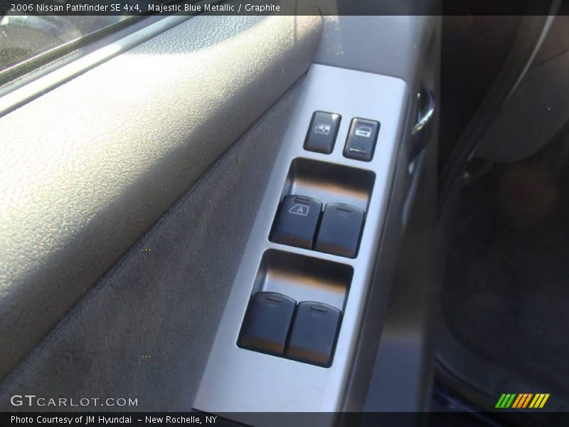 Majestic Blue Metallic / Graphite 2006 Nissan Pathfinder SE 4x4