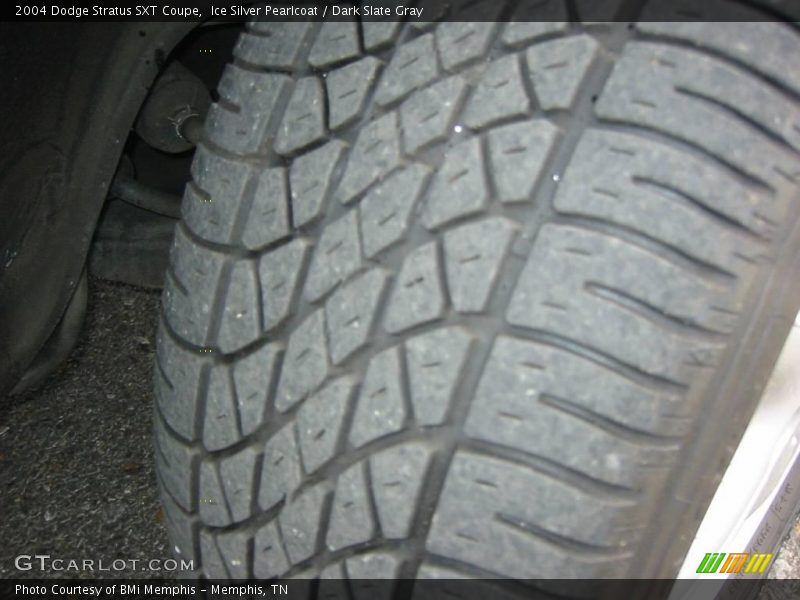 Ice Silver Pearlcoat / Dark Slate Gray 2004 Dodge Stratus SXT Coupe