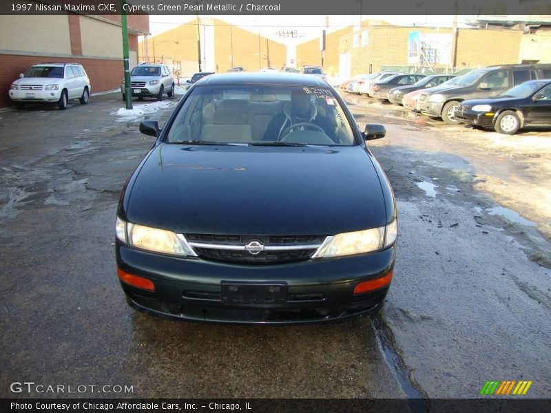 Cypress Green Pearl Metallic / Charcoal 1997 Nissan Maxima GXE